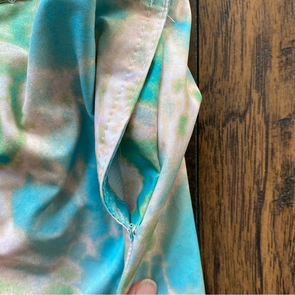 Art Class Swim Trunks - Picture 4 of 10